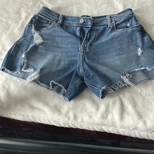 Hollister size 29 jeans shorts